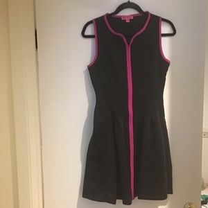 Betsy Johnson Size 4 Black w Pink Party Dress